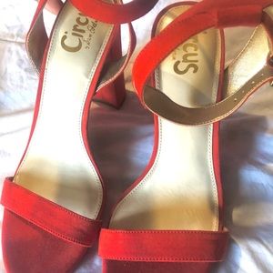 NEW Circus by Sam Edelman Red Block heal